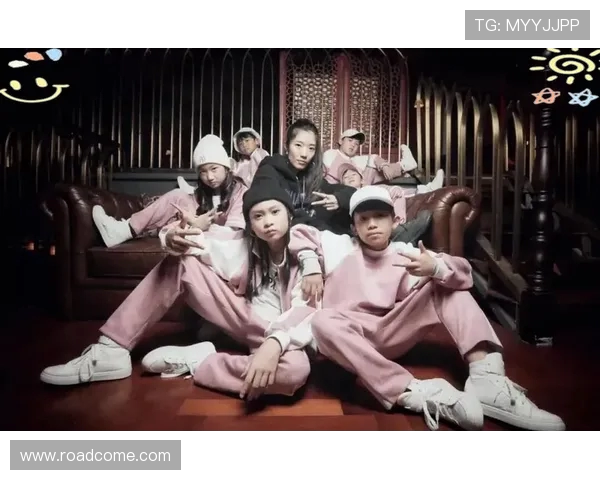 成都街舞队团队协作引发热议舞者之间的默契与竞争如何平衡